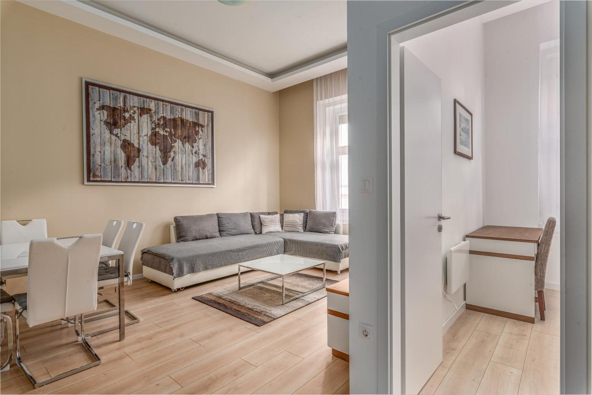 Apartment With 2 Bedrooms Near Gellert Thermal Bath Budapest Exterior photo